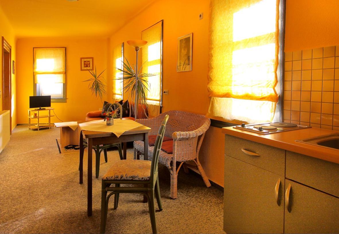 Gaststaette Und Pension Felsenthal Tabarz Szoba fotó