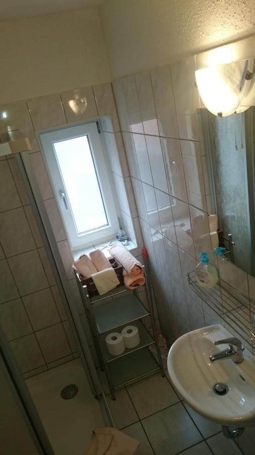 Gaststaette Und Pension Felsenthal Tabarz Kültér fotó